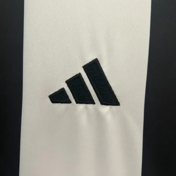 Newcastle United 2024-2025 home image 8
