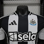 Newcastle United 2024-2025 home player image 3