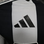 Newcastle United 2024-2025 home player image 6
