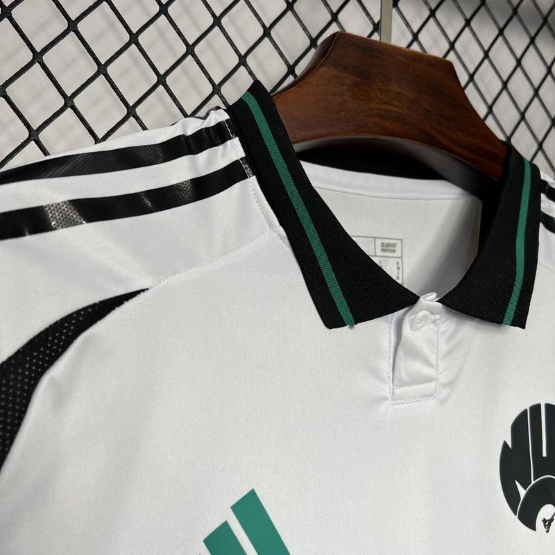 Newcastle United 2024-2025 second away image 3