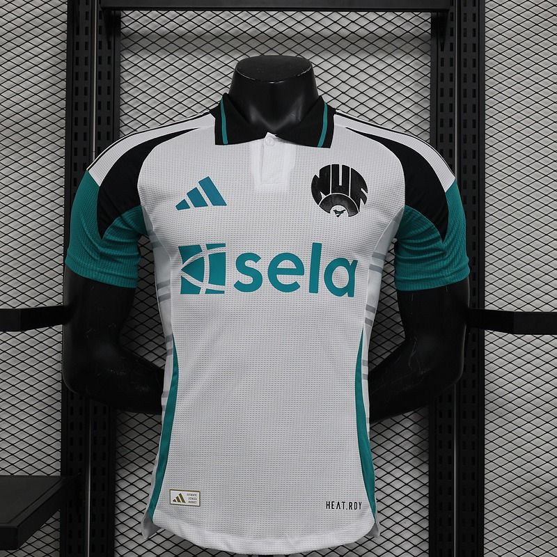 Newcastle United 2024-2025 second away player