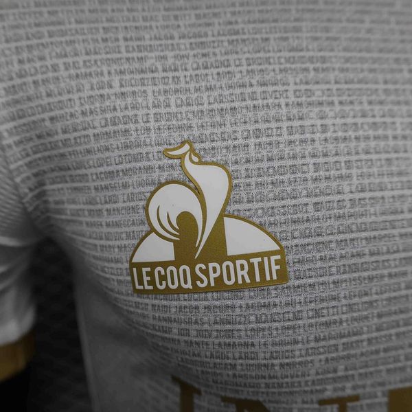 OGC Nice 2024-2025 away player image 4