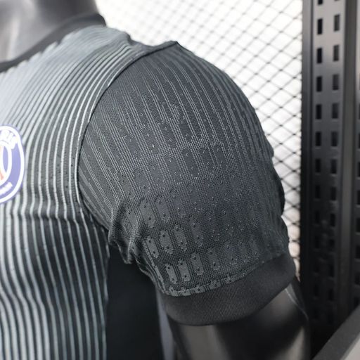 PSG Paris Saint-Germain 2025-2026 Goalkeeper image 5