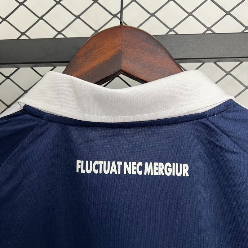 Paris FC 2025-2026 home image 4