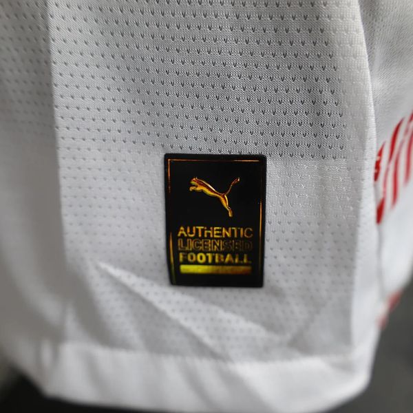 RB Leipzig 2024-2025 home player image 9