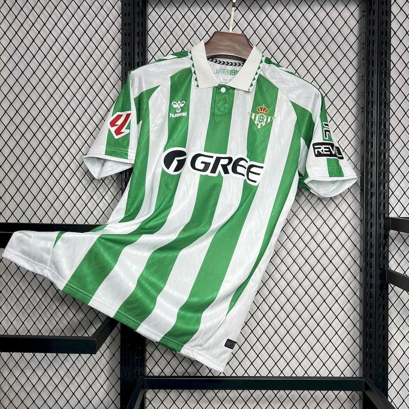 Real Betis 2024-2025 home image 3