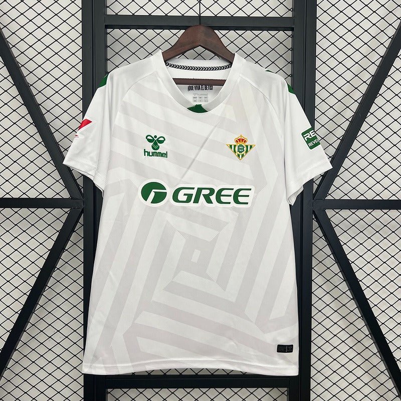 Real Betis 2025-2026 goalkeeper
