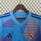 Real Madrid 2024-2025 Goalkeeper image 3