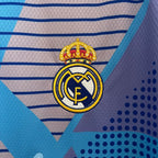 Real Madrid 2024-2025 Goalkeeper image 7