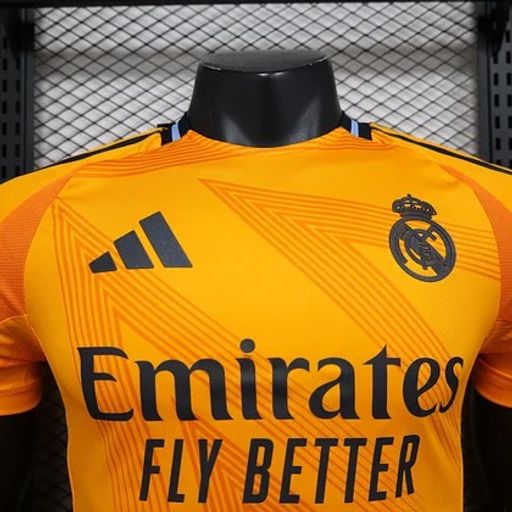 Real Madrid 2024-2025 away player image 3