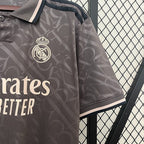 Real Madrid 2024-2025 second away image 5