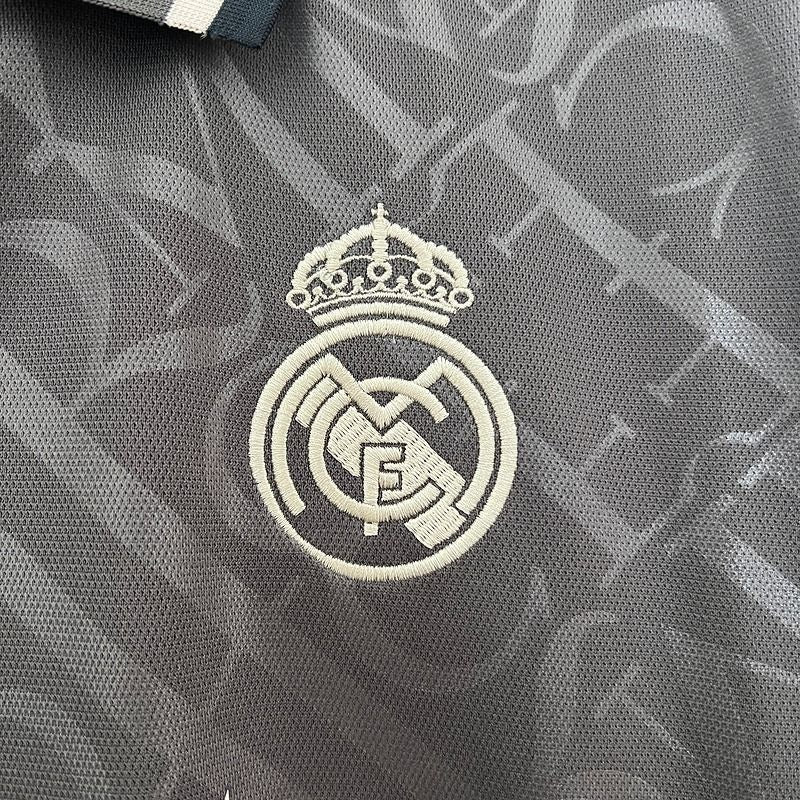 Real Madrid 2024-2025 second away image 7