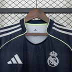 Real Madrid 2025-2026 away image 3