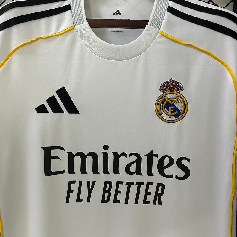 Real Madrid 2025-2026 home image 4