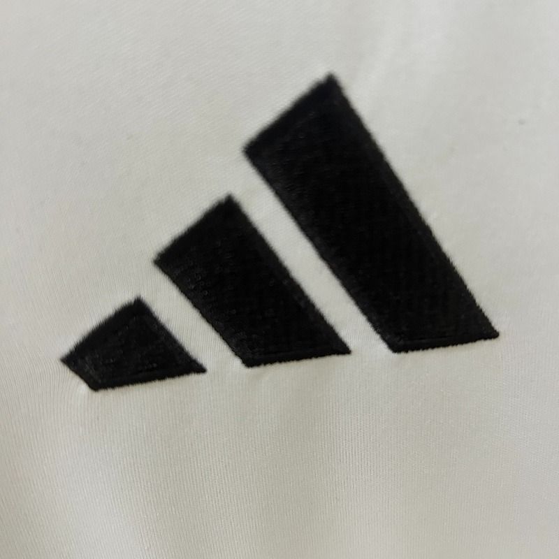 Real Madrid 2025-2026 home image 8
