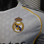 Real Madrid 2025-2026 home Long Sleeve image 4