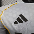 Real Madrid 2025-2026 home Long Sleeve image 8