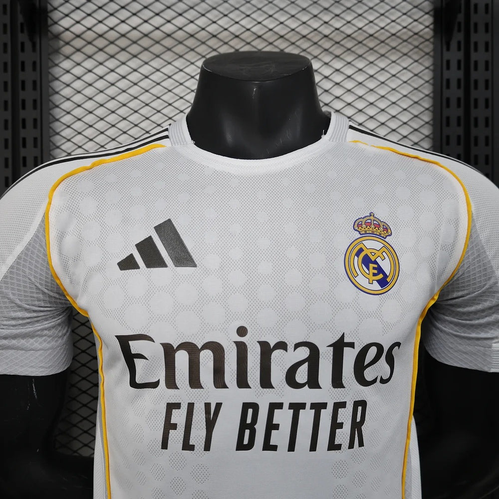 Real Madrid 2025-2026 home player image 3
