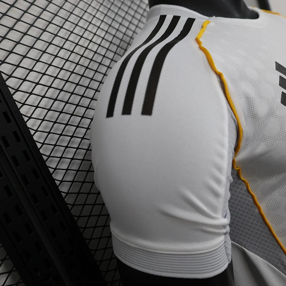 Real Madrid 2025-2026 home player image 6