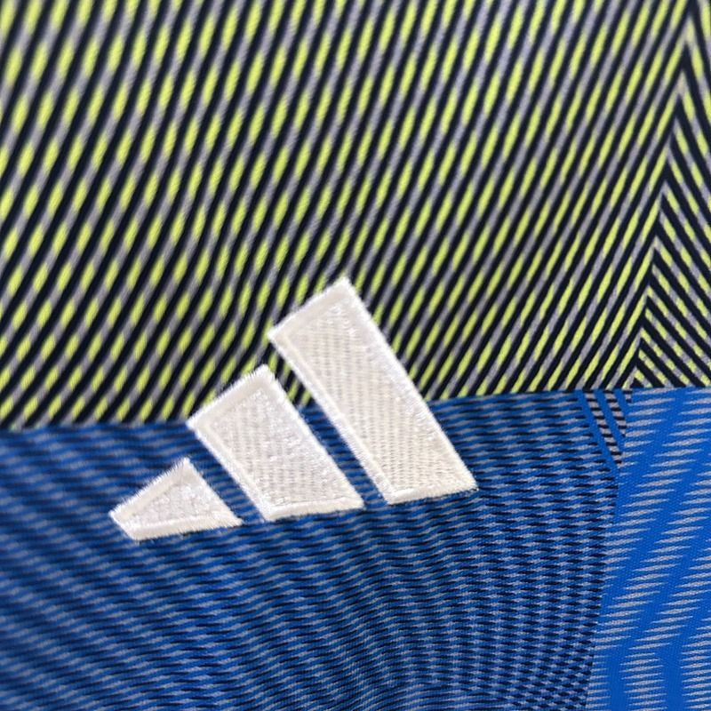 Real Madrid 2025-2026 training shirt image 6
