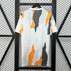Real Madrid 2025-2026 training uniform image 2