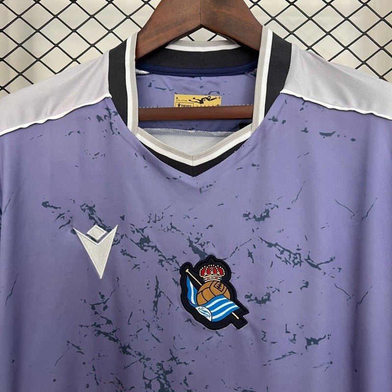 Real Sociedad 2025-2026 away image 3
