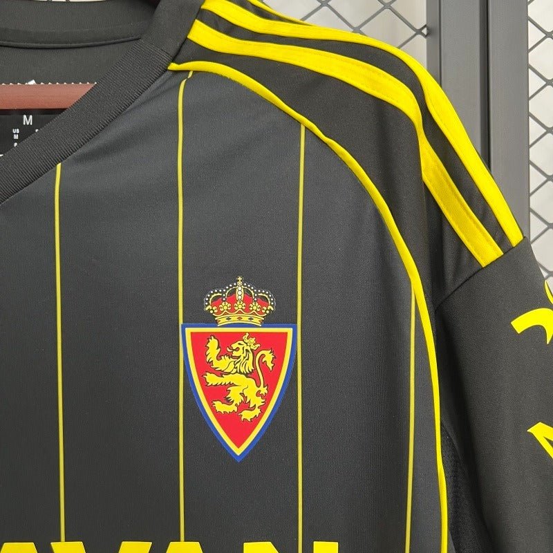 Real Zaragoza 2025-2026 away image 5