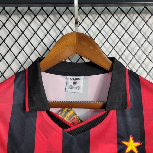 Retro AC Milan 1993-1994 home image 5
