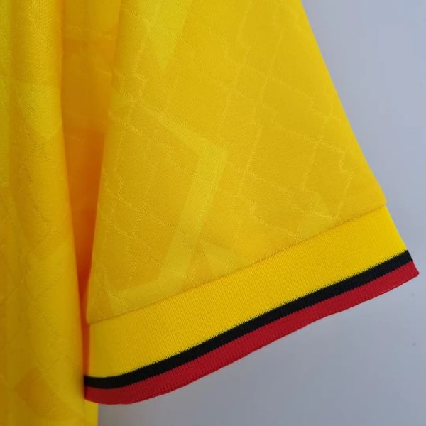 Retro AC Milan 1995-1996 away image 7