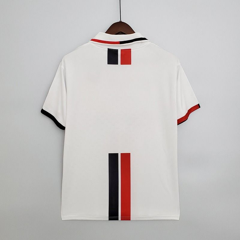 Retro AC Milan 1996-1997 away image 2