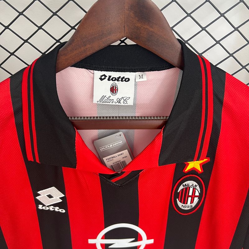 Retro AC Milan 1997-1998 home image 3