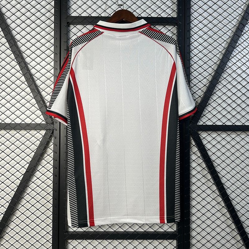 Retro AC Milan 1998-1999 away image 2