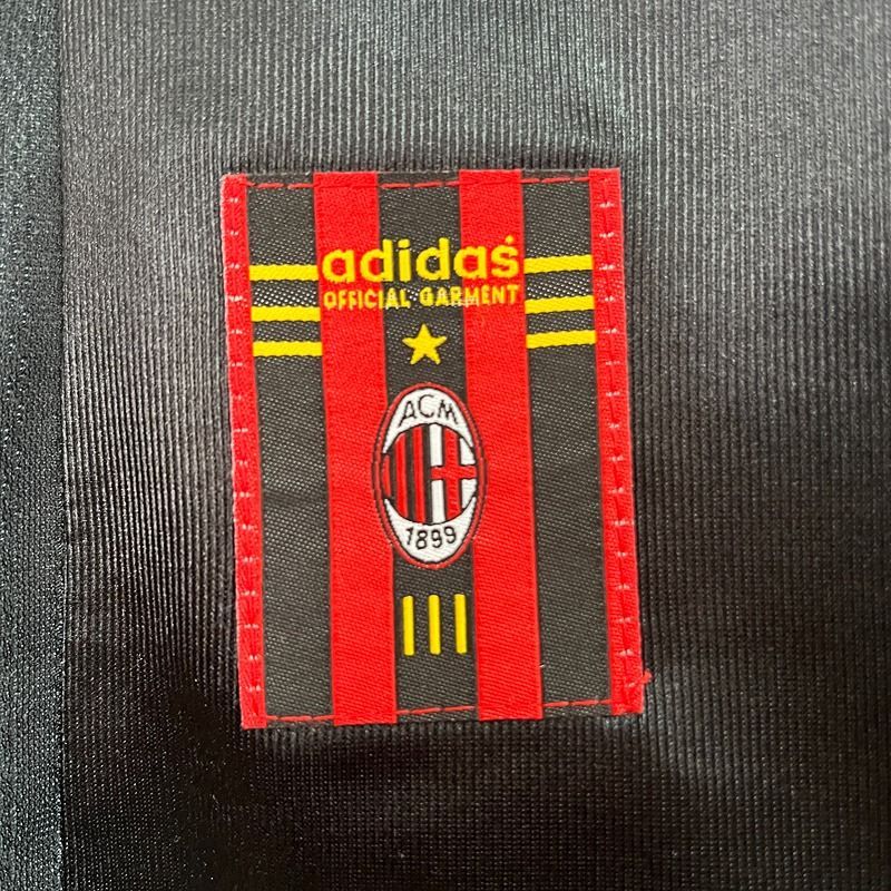 Retro AC Milan 1998-1999 third away image 7