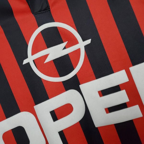 Retro AC Milan 1999-2000 home image 9