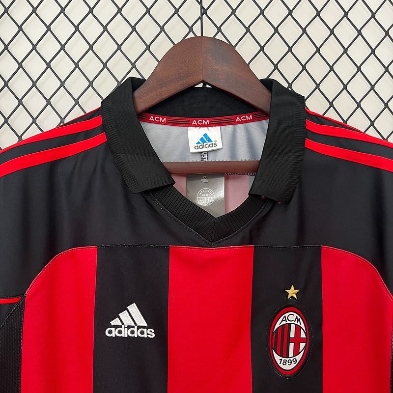 Retro AC Milan 2000-2001 home image 3