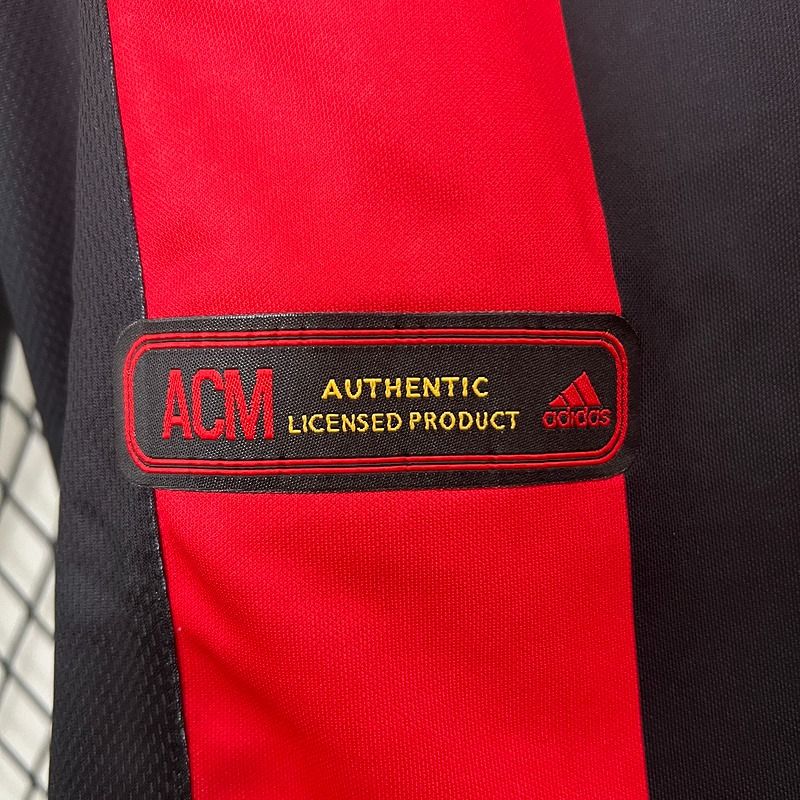 Retro AC Milan 2000-2001 home image 9