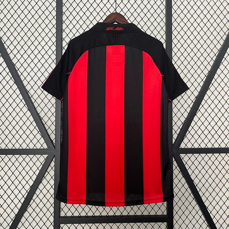 Retro AC Milan 2000-2002 home image 2