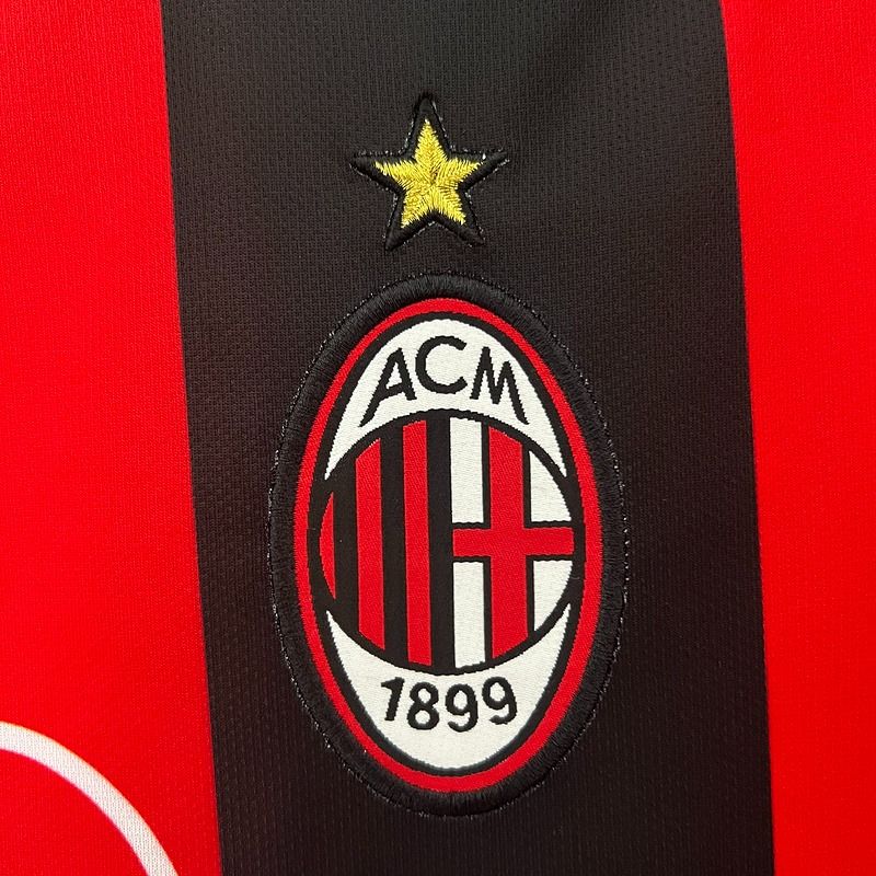 Retro AC Milan 2000-2002 home image 7