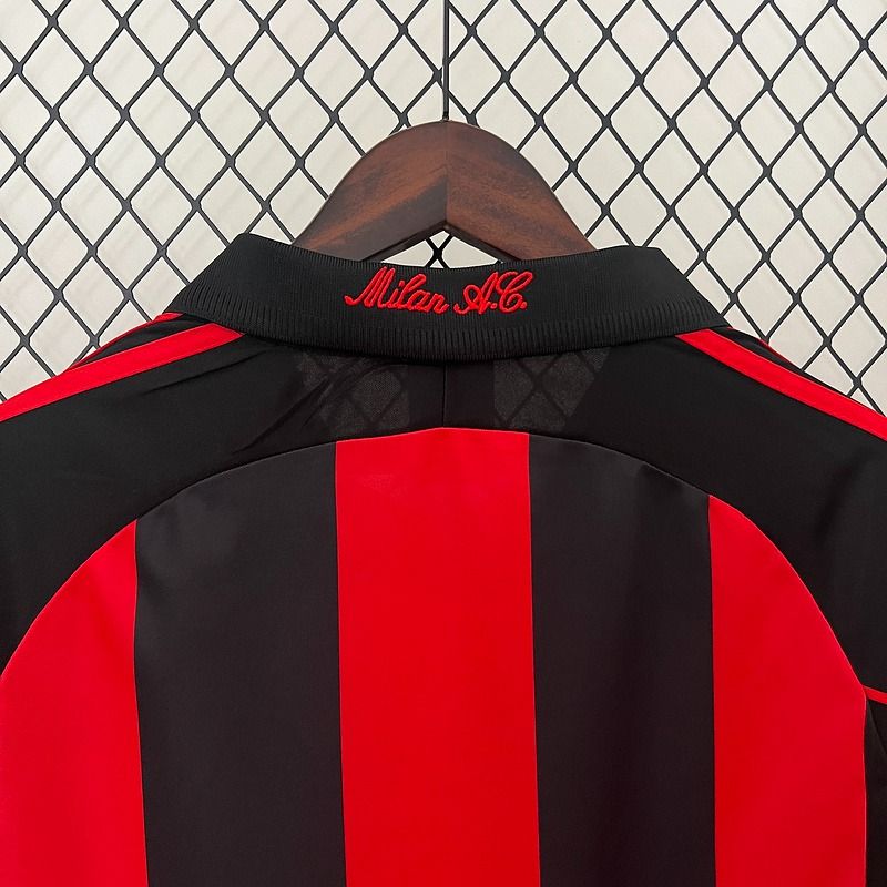 Retro AC Milan 2001-2002 home image 4