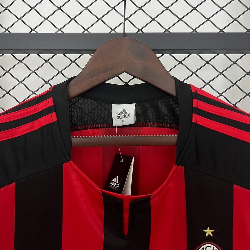 Retro AC Milan 2003-2004 home image 3