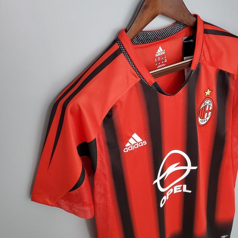 Retro AC Milan 2004-2005 home image 5