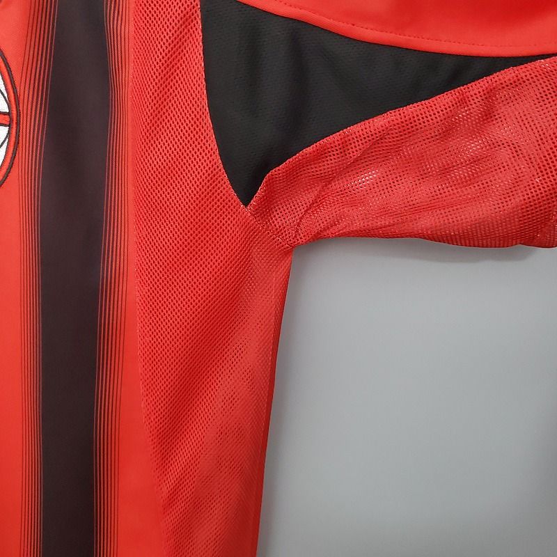 Retro AC Milan 2004-2005 home image 8
