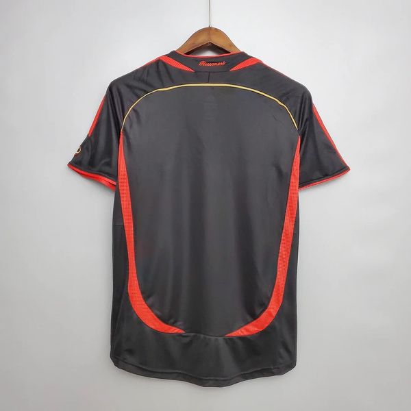 Retro AC Milan 2006-2007 third away image 2