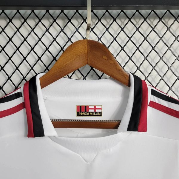 Retro AC Milan 2009-2010 away image 5
