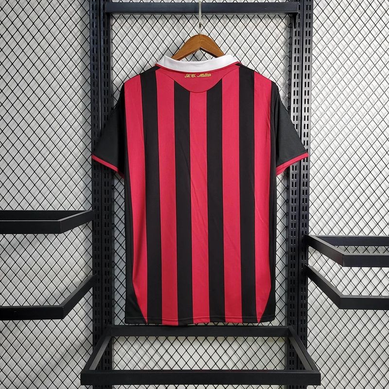 Retro AC Milan 2009-2010 home image 2