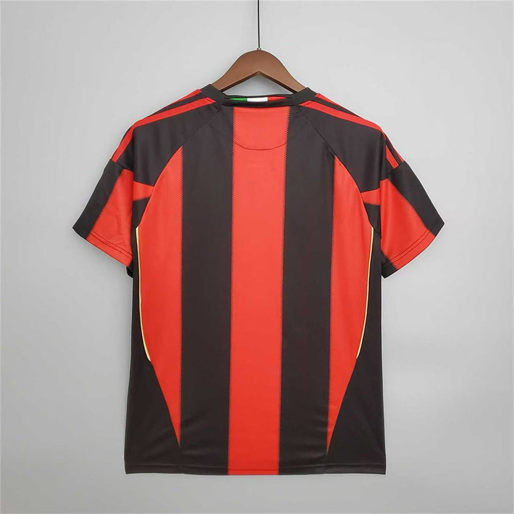 Retro AC Milan 2010-2011 home image 2