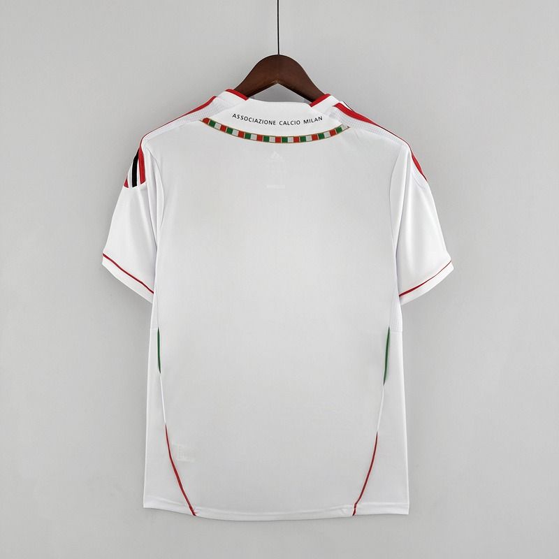 Retro AC Milan 2011-2012 away image 2