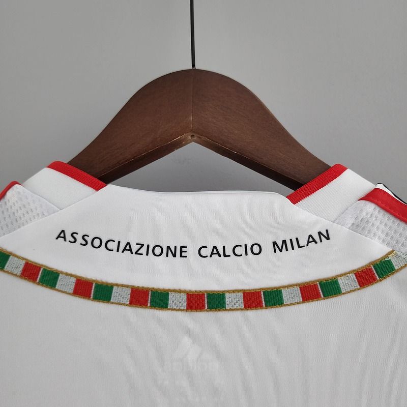 Retro AC Milan 2011-2012 away image 4