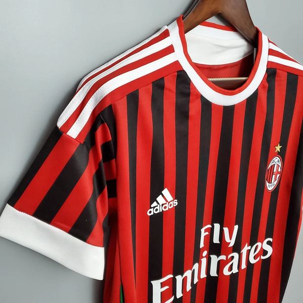 Retro AC Milan 2011-2012 home image 3