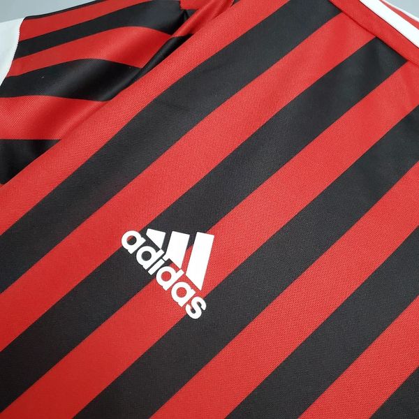Retro AC Milan 2011-2012 home image 5